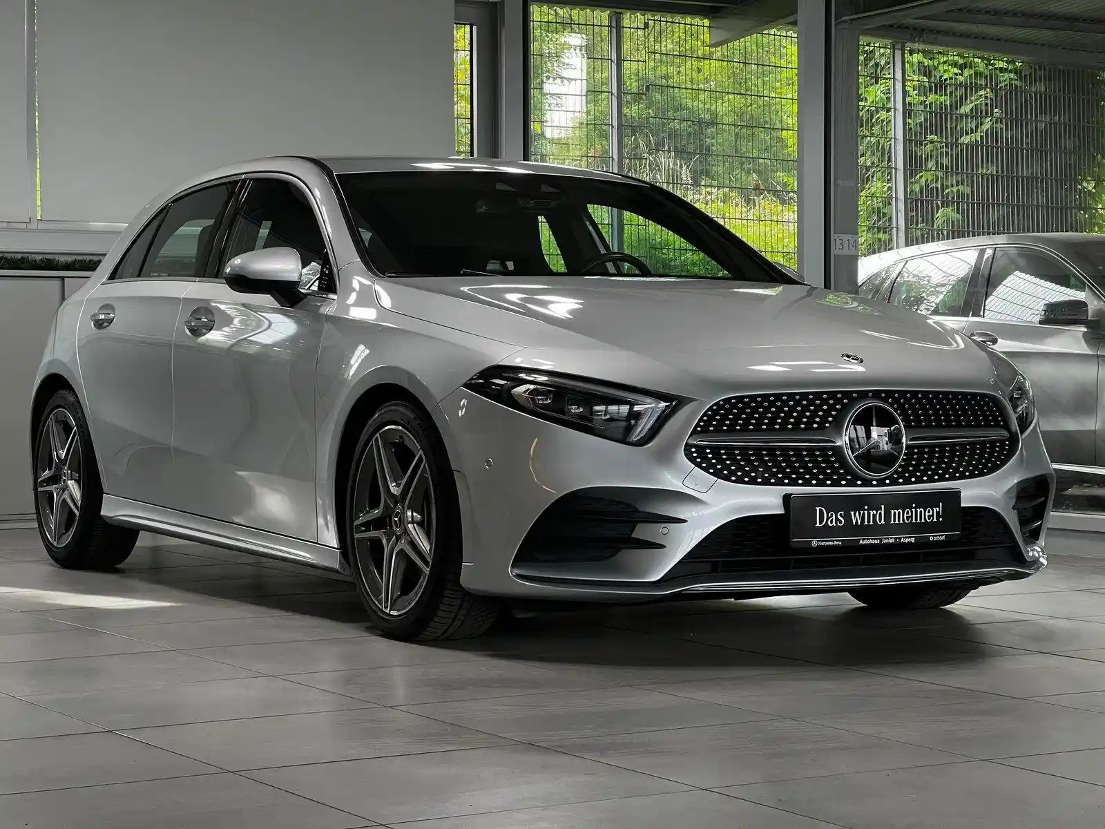 Mercedes-Benz A 220