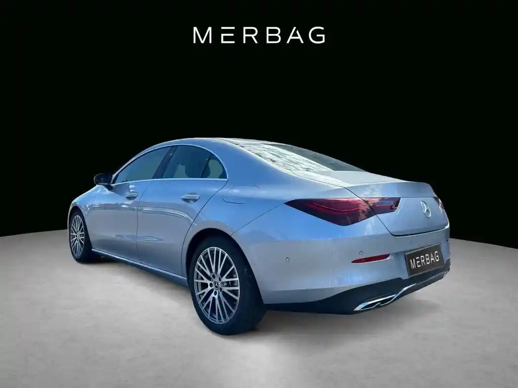 Mercedes-Benz CLA 180
