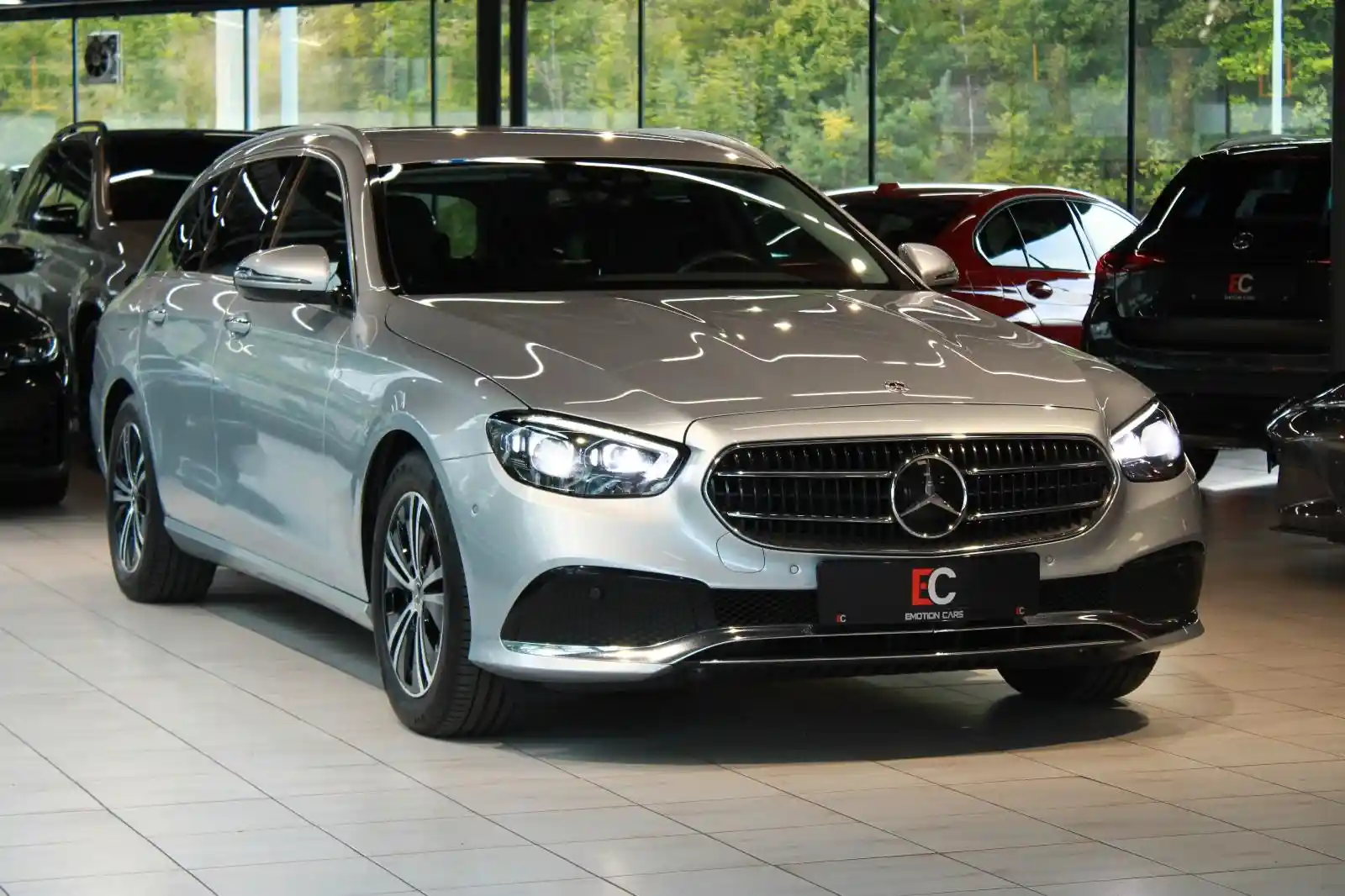 Mercedes-Benz E 220