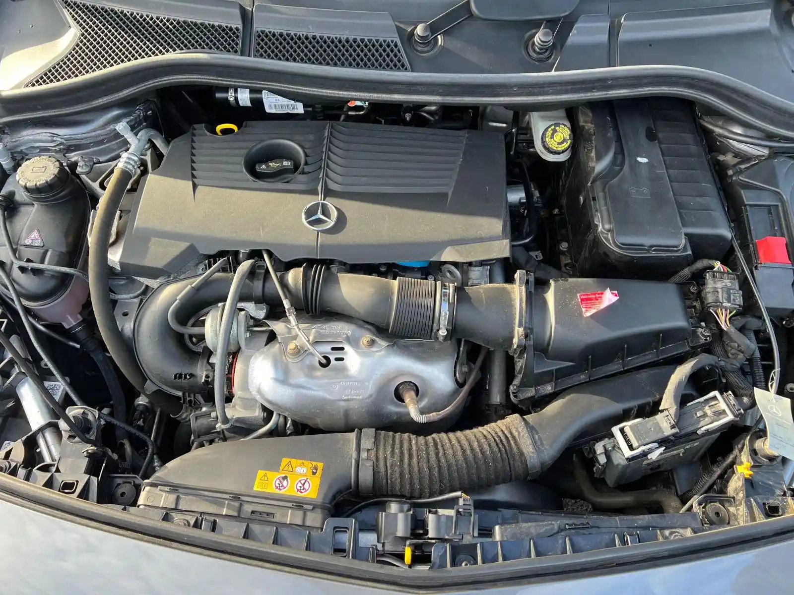 Mercedes-Benz B 220