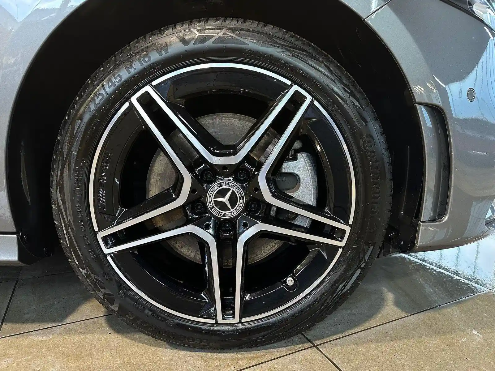 Mercedes-Benz A 250