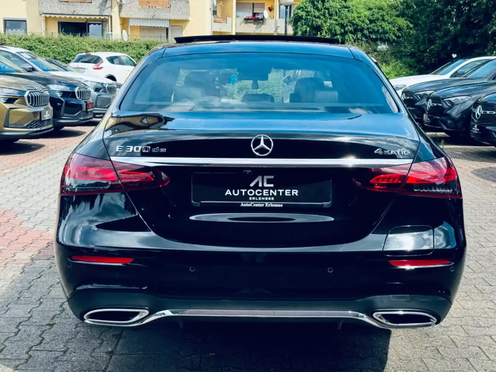 Mercedes-Benz E 300