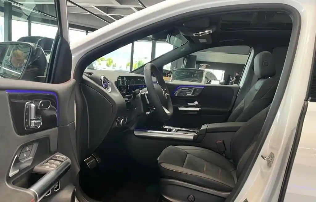 Mercedes-Benz B 250