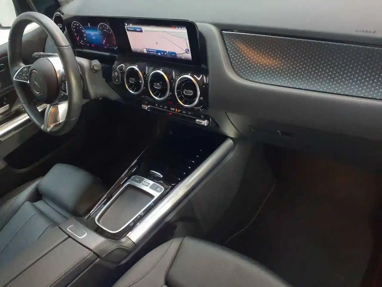 Mercedes-Benz B 220