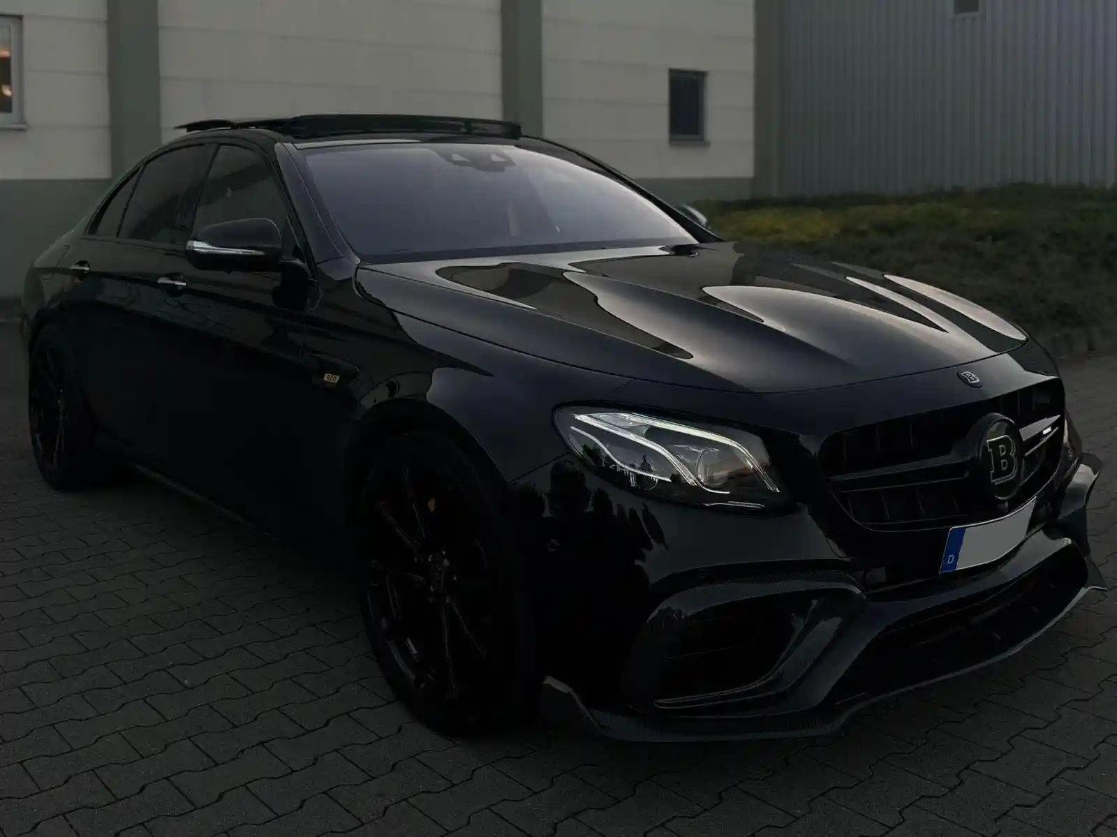 Mercedes-Benz E 63 AMG