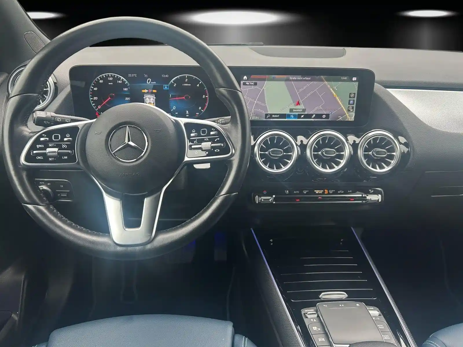Mercedes-Benz B 220