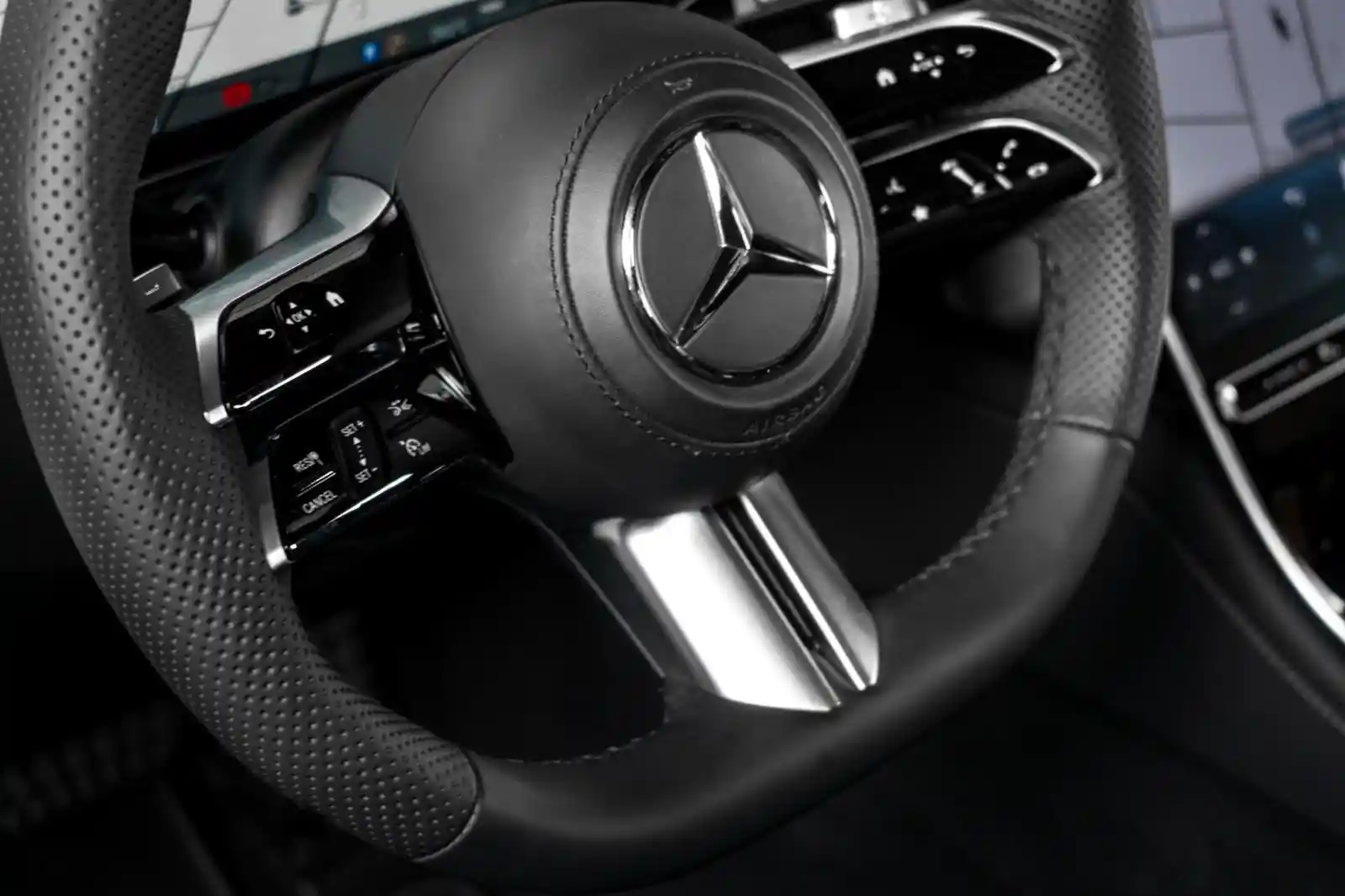 Mercedes-Benz S 500