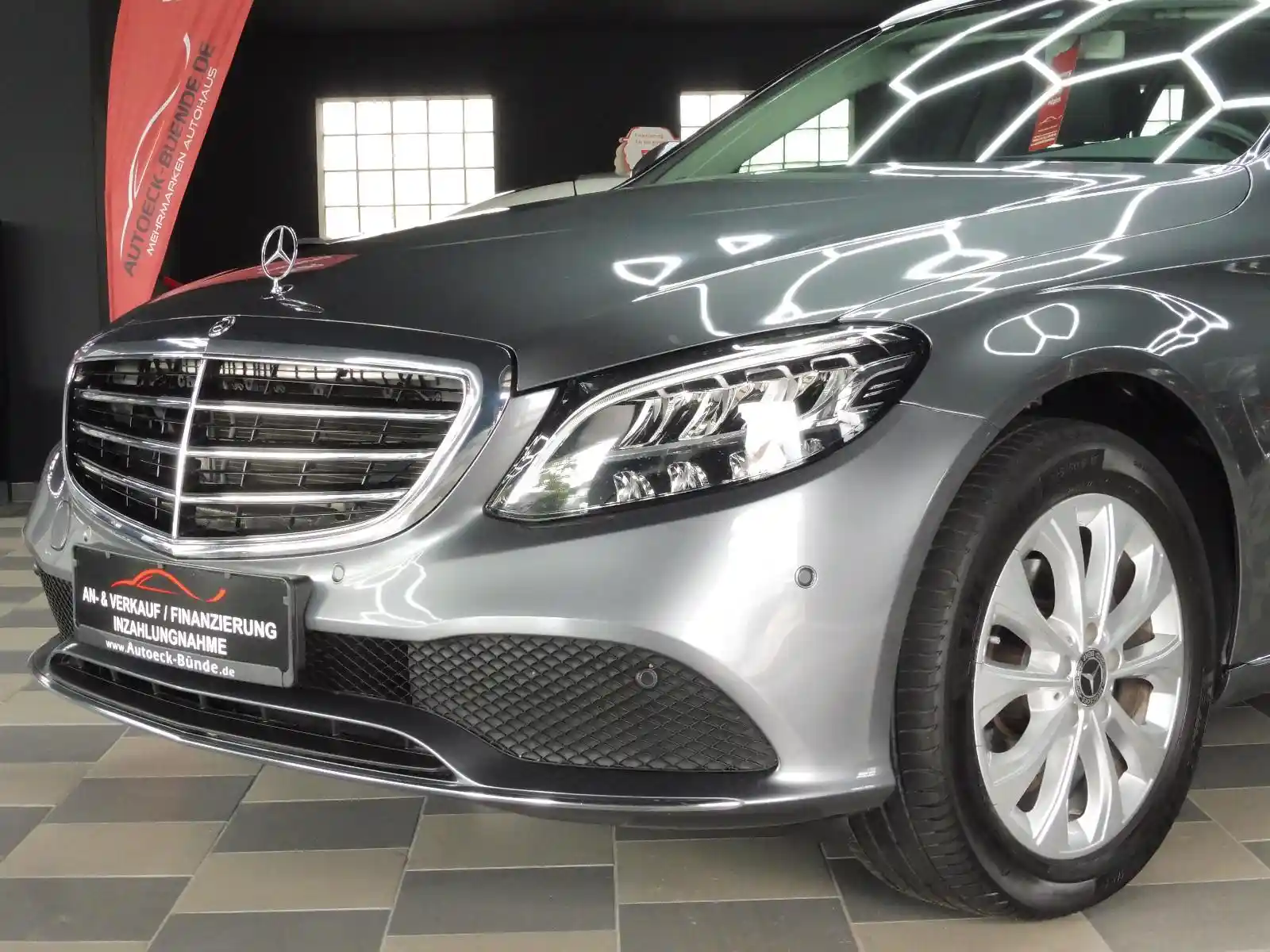 Mercedes-Benz C 180