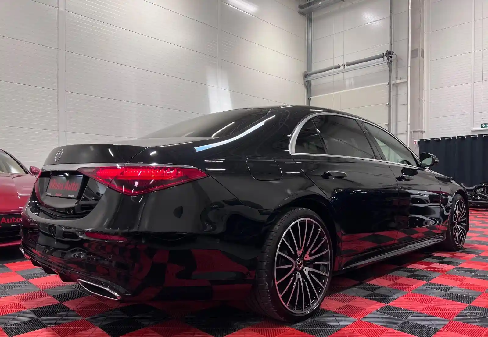 Mercedes-Benz S 400