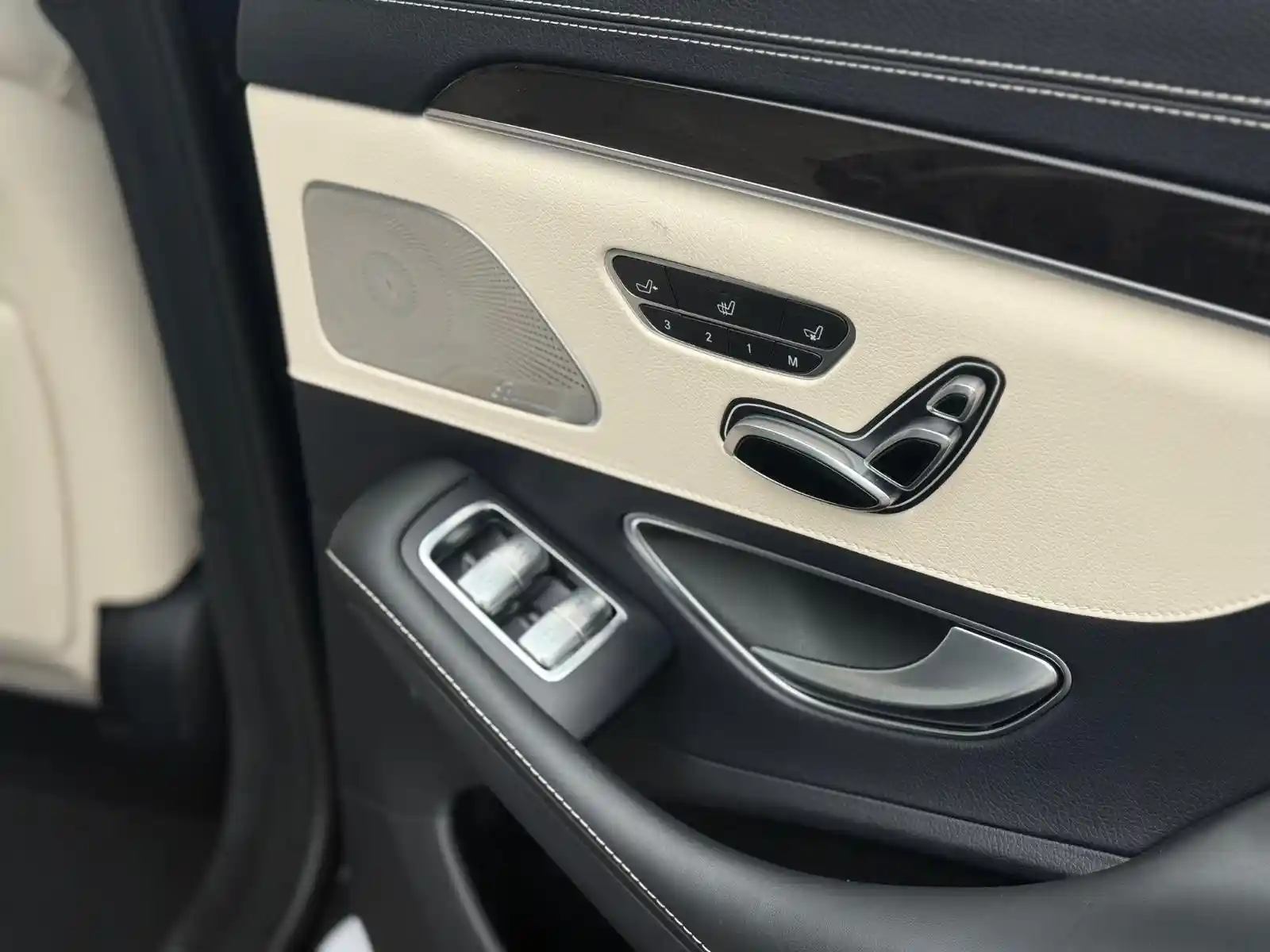 Mercedes-Benz S 400