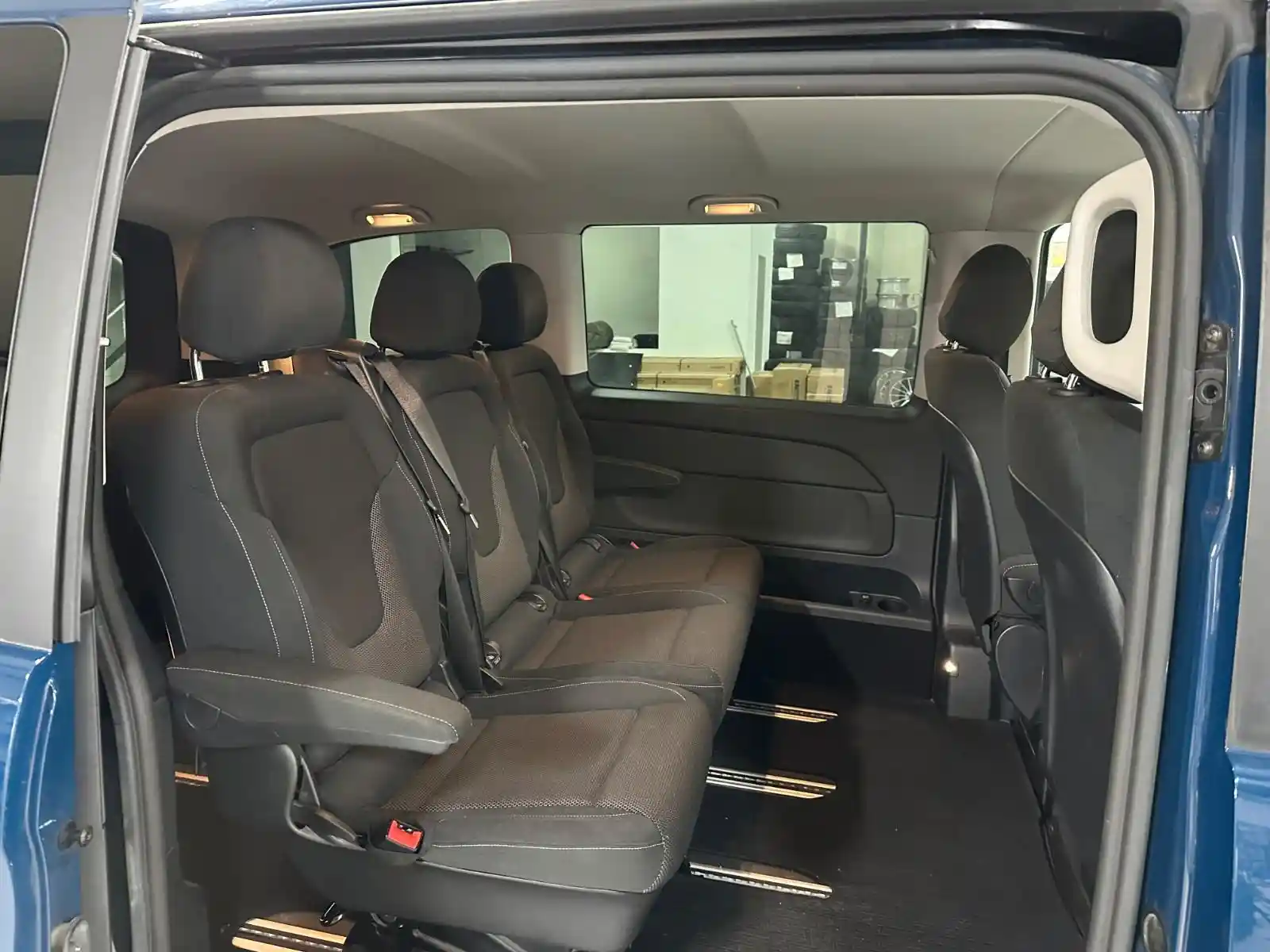 Mercedes-Benz V 200