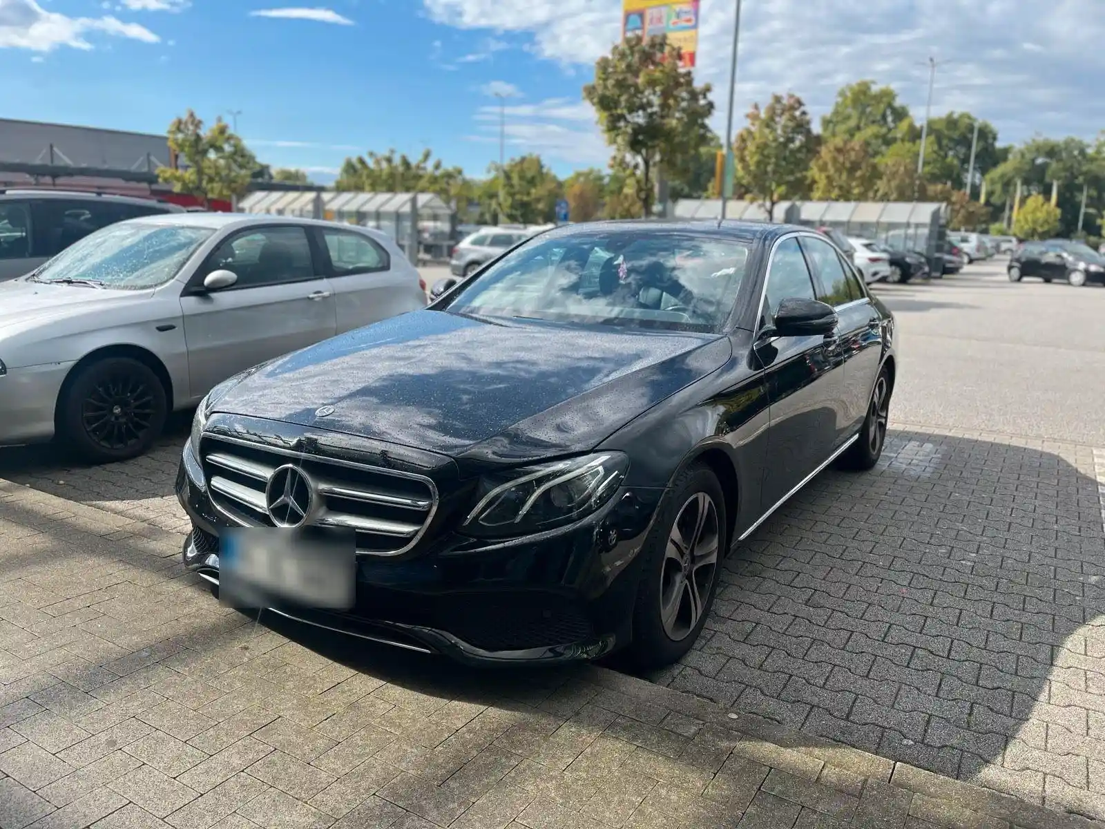 Mercedes-Benz E 200