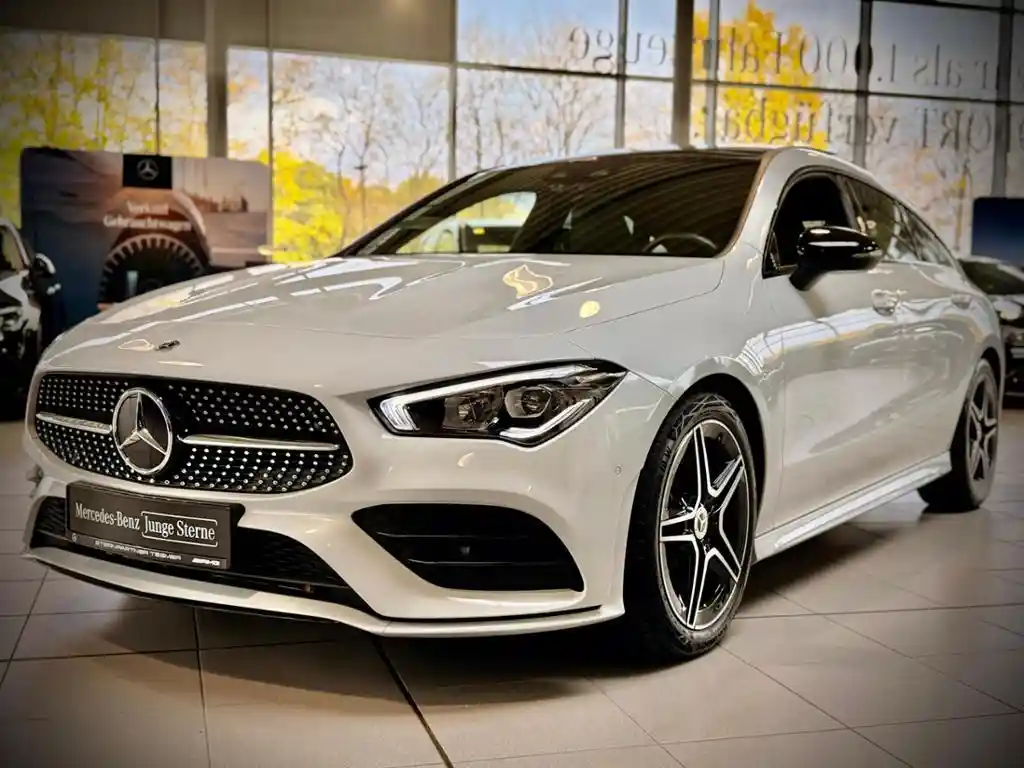 Mercedes-Benz CLA 180 Shooting Brake