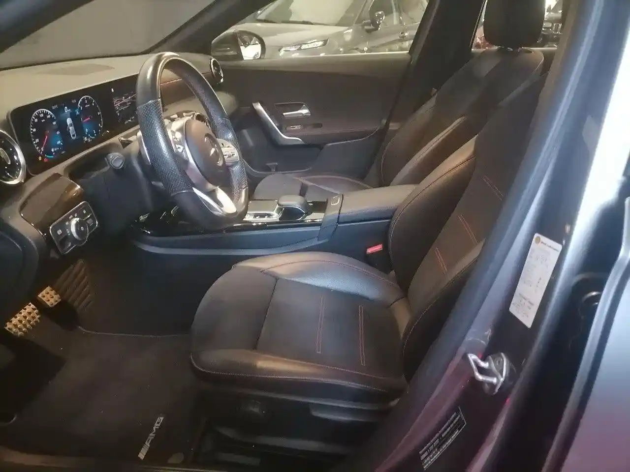 Mercedes-Benz A 180