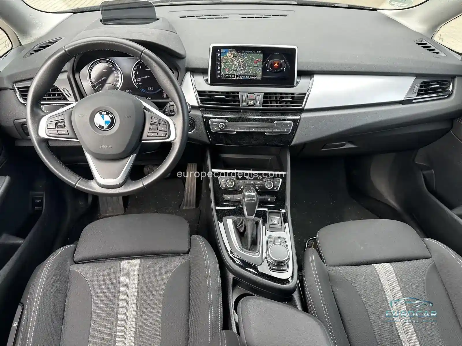BMW 225