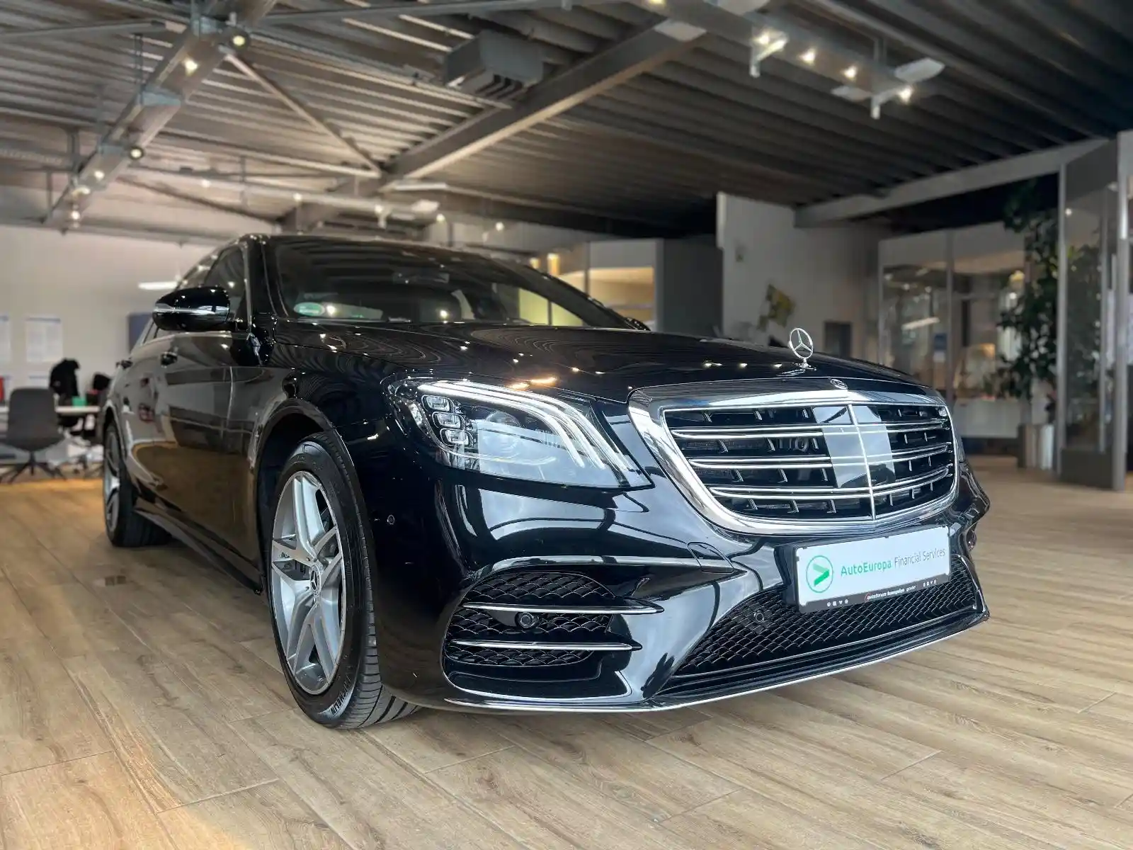 Mercedes-Benz S 400