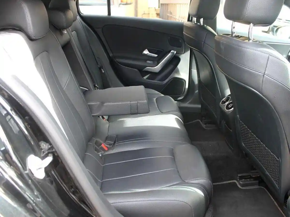 Mercedes-Benz A 200