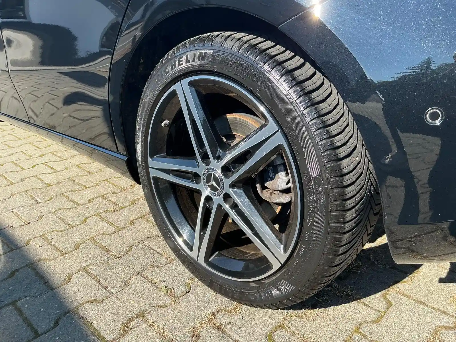 Mercedes-Benz A 220