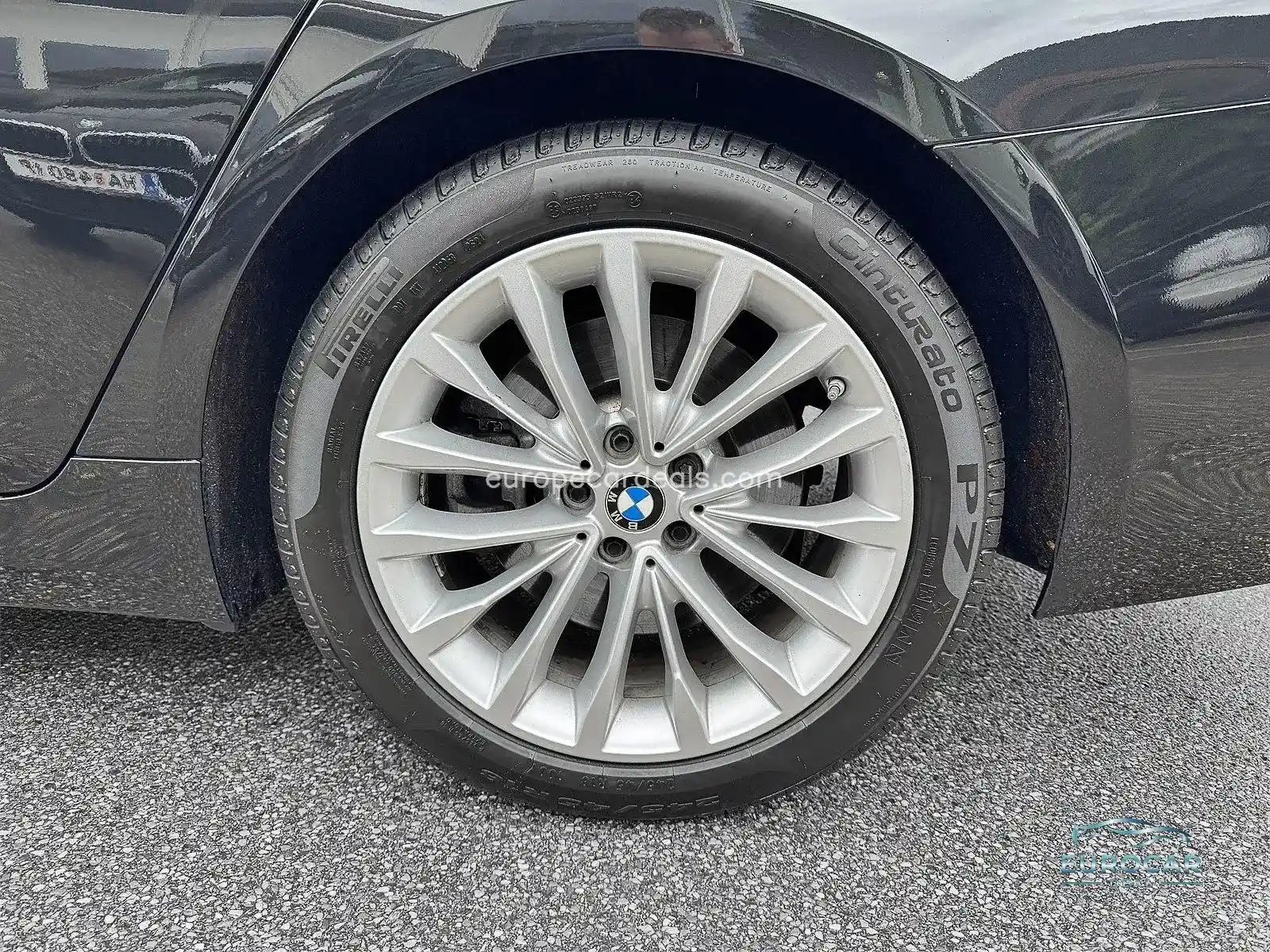 BMW 530
