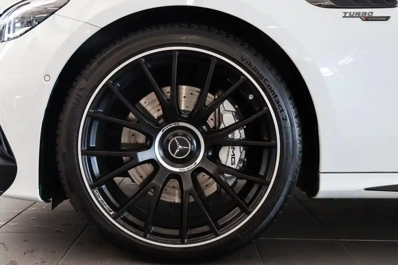 Mercedes-Benz E 53 AMG