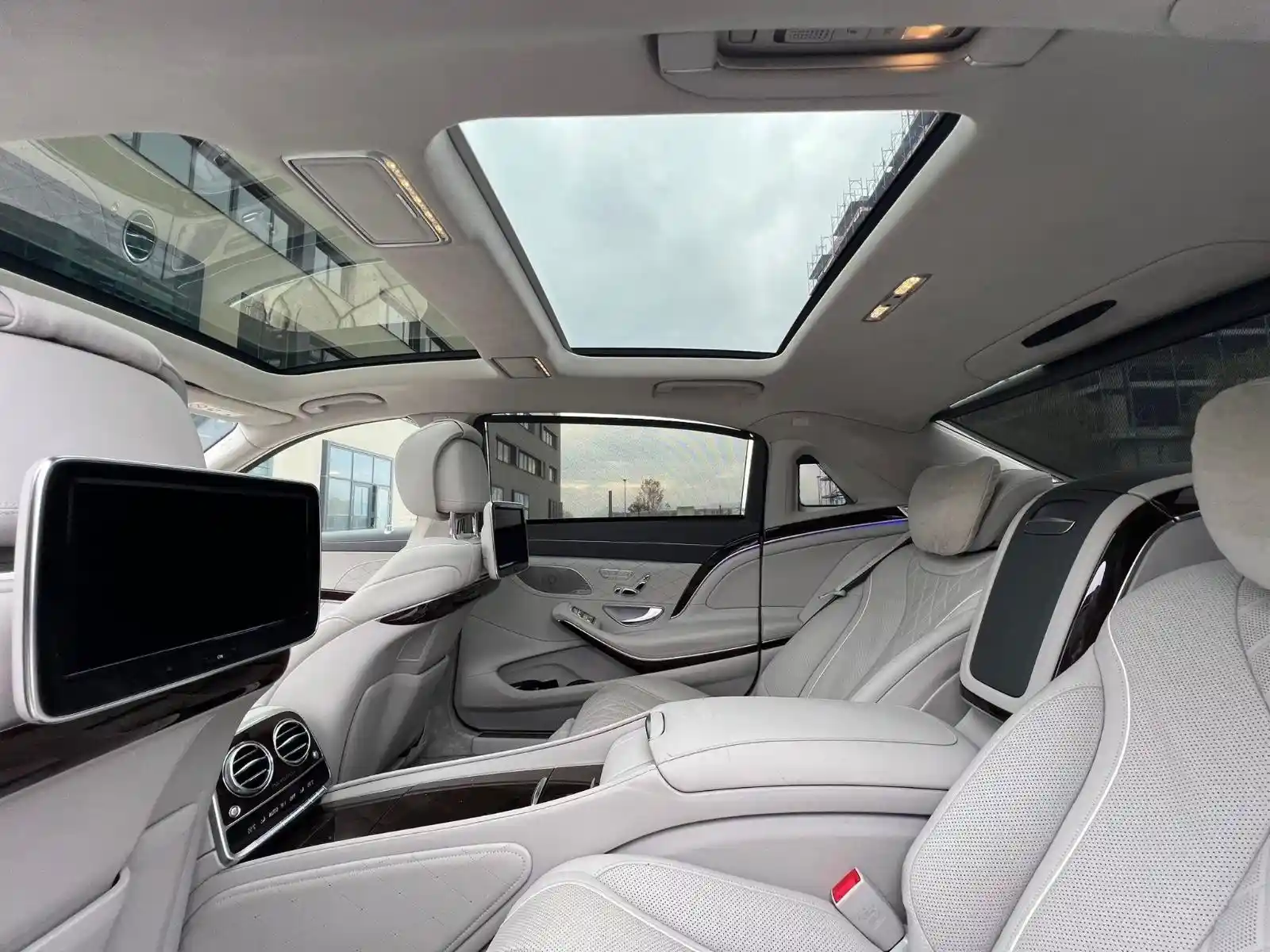 Mercedes-Benz S 500