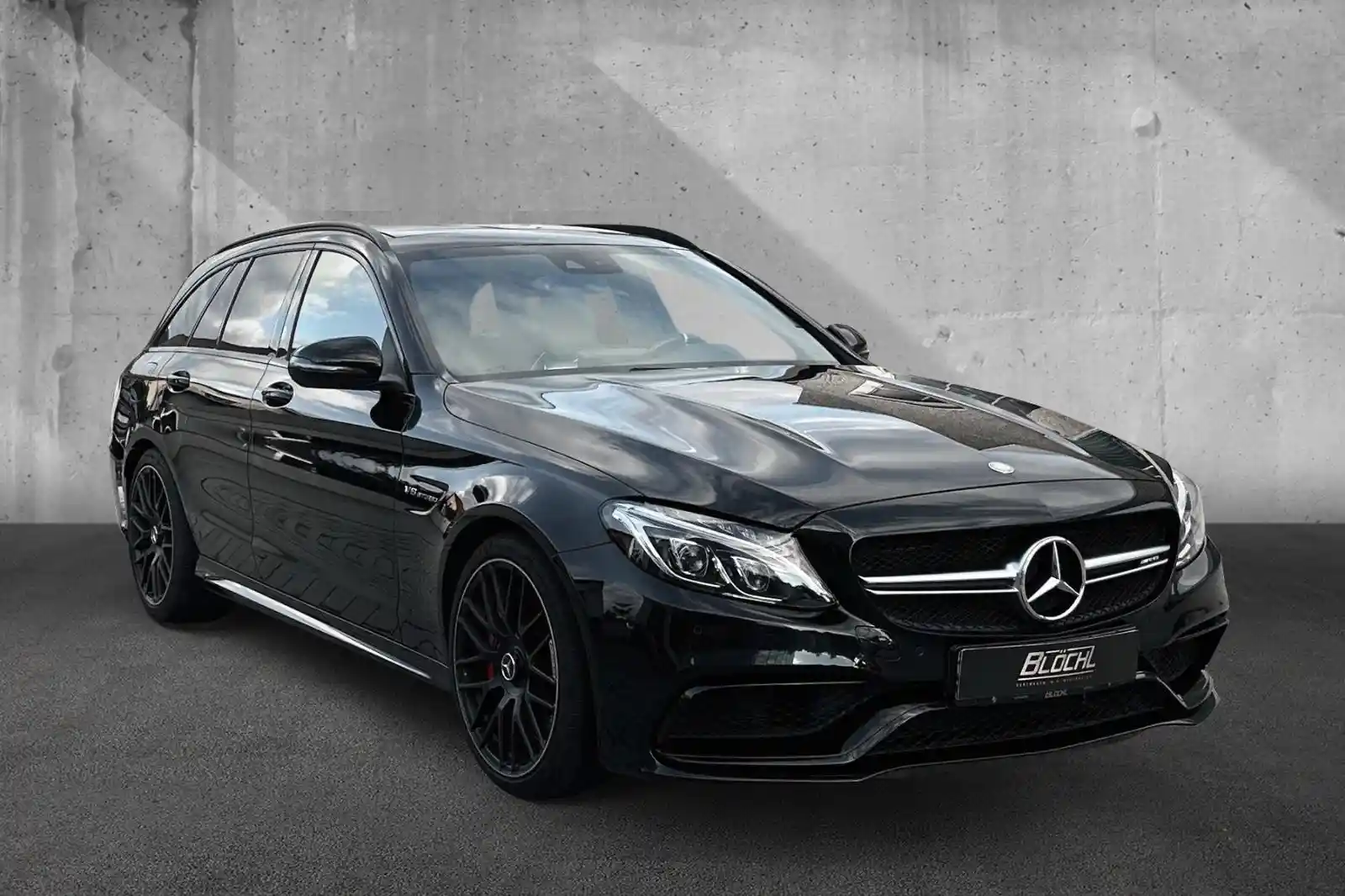 Mercedes-Benz C 63 AMG