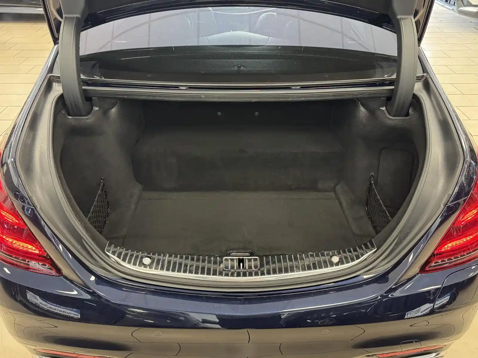 Mercedes-Benz S 560