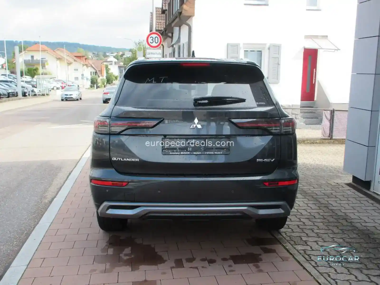 Mitsubishi Plug-in Hybrid Outlander