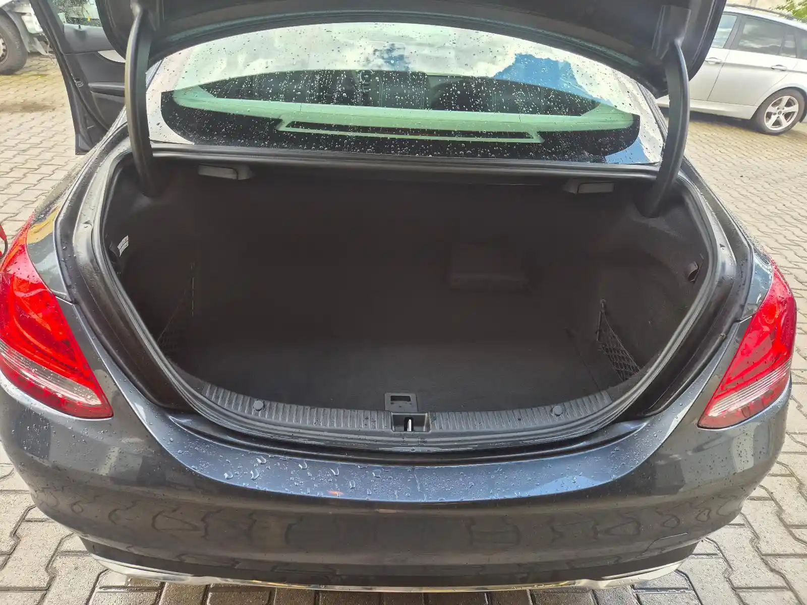 Mercedes-Benz C 180