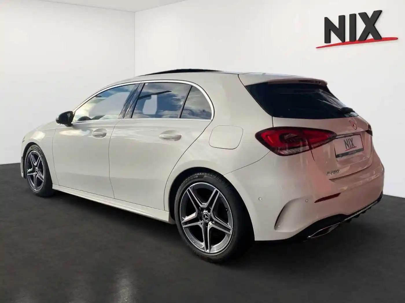 Mercedes-Benz A 200