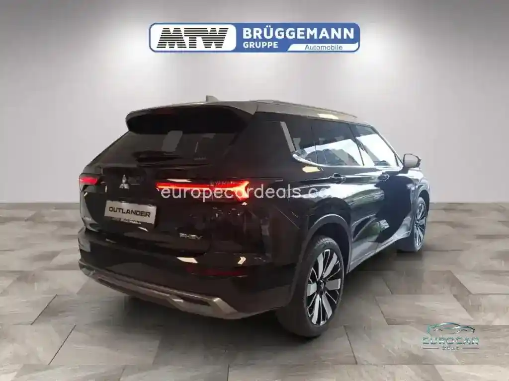 Mitsubishi Plug-in Hybrid Outlander