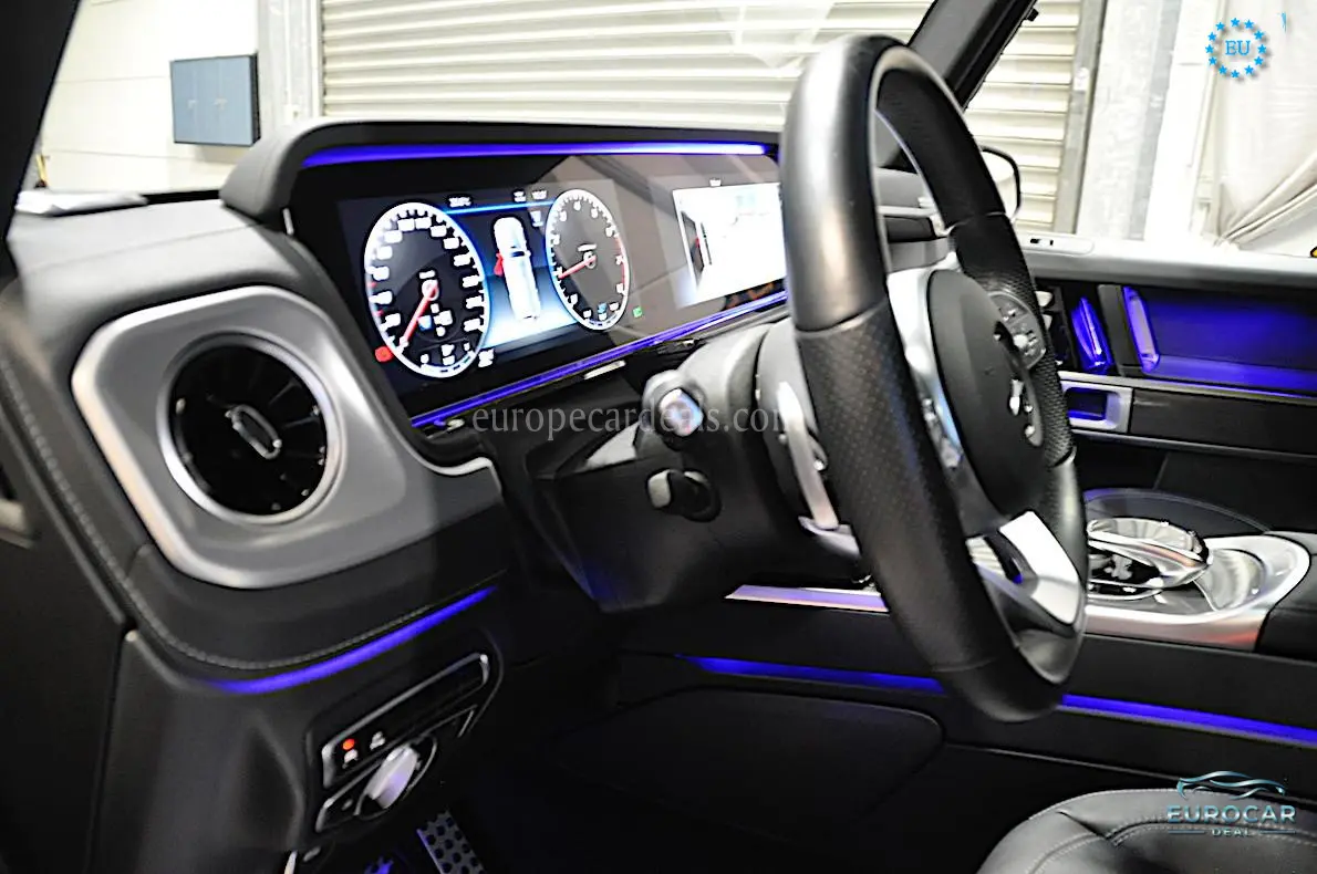 Mercedes-Benz G 500