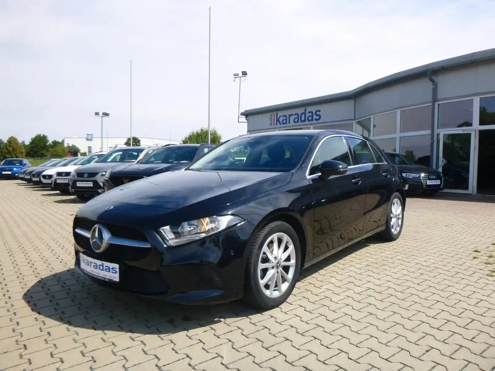 Mercedes-Benz A 180