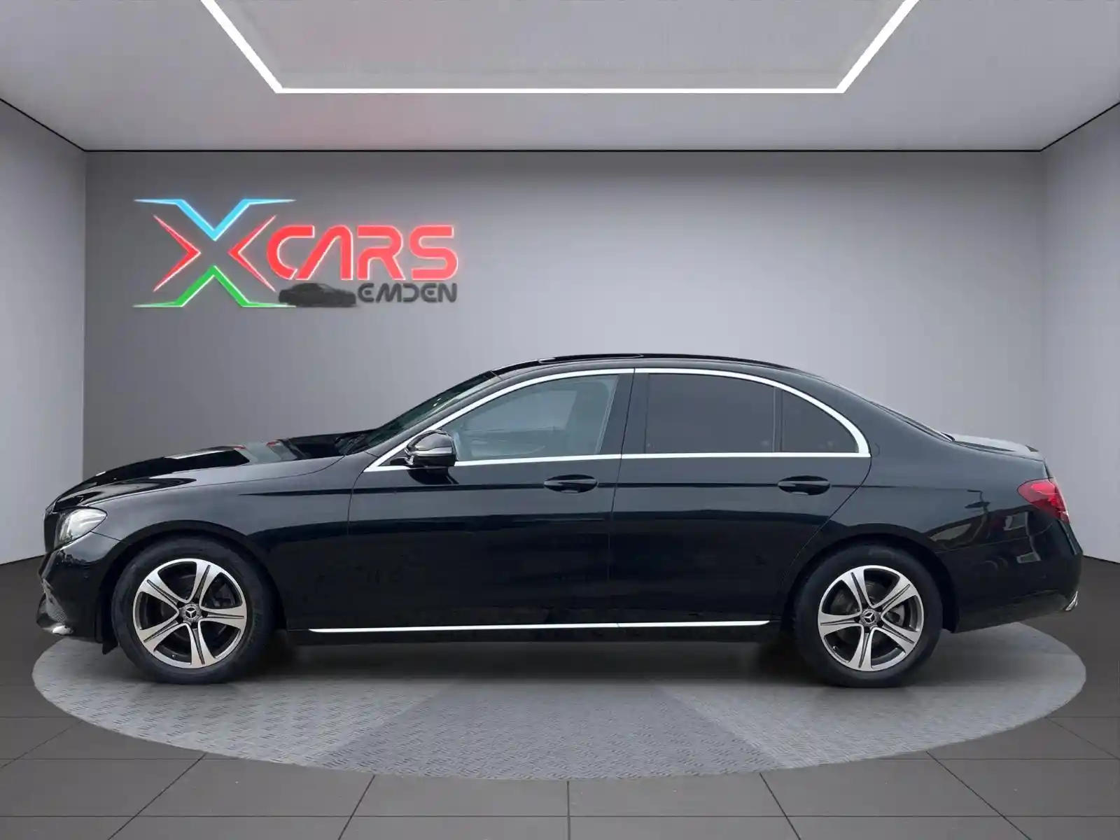 Mercedes-Benz E 220
