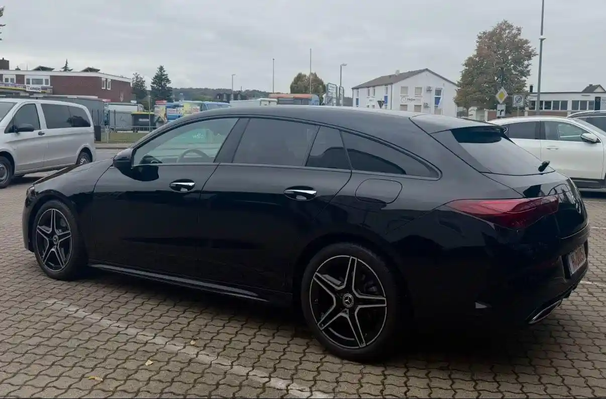 Mercedes-Benz CLA 200