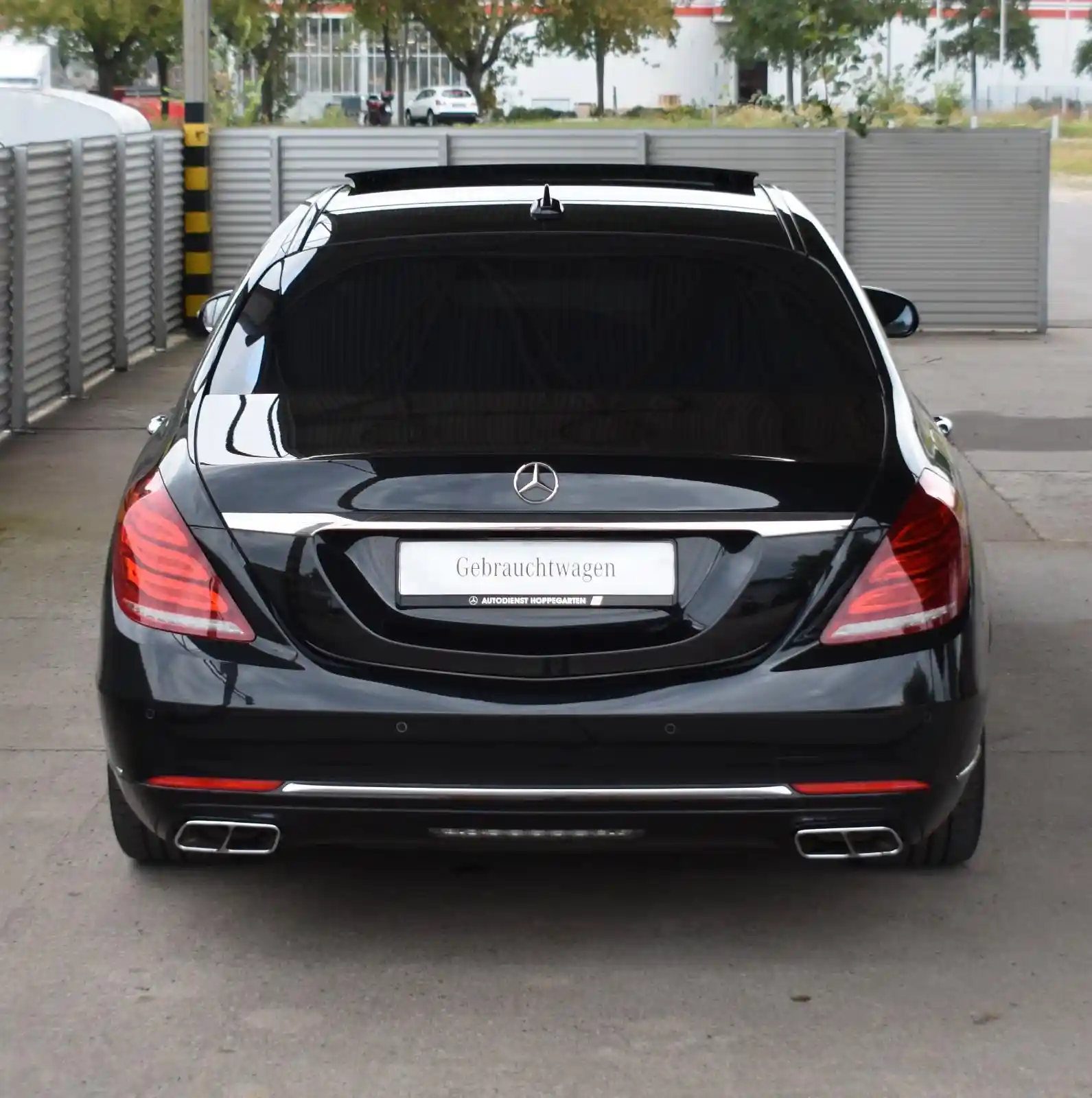 Mercedes-Benz S 600