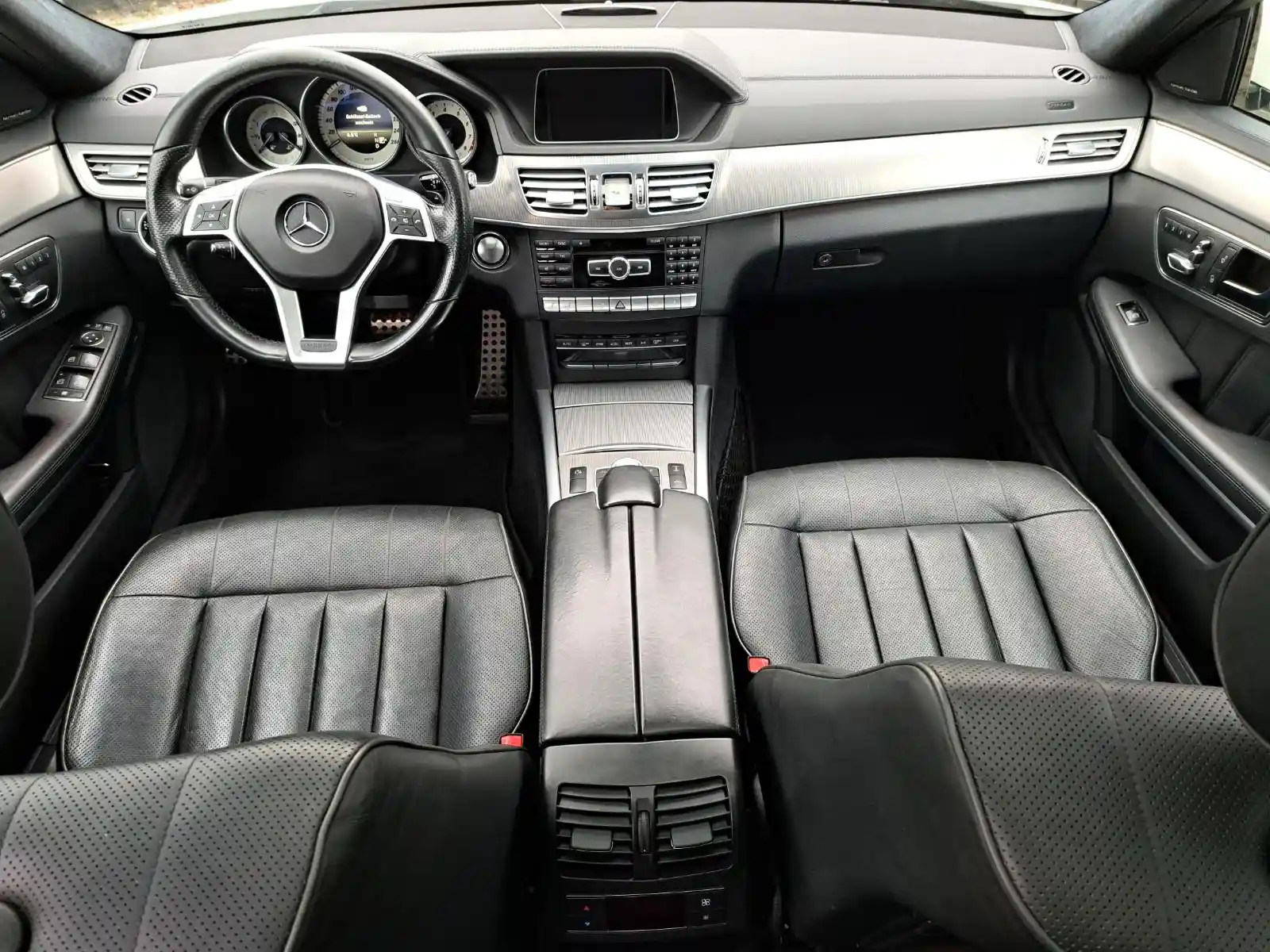 Mercedes-Benz E 500