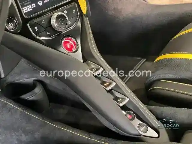 McLaren 720S
