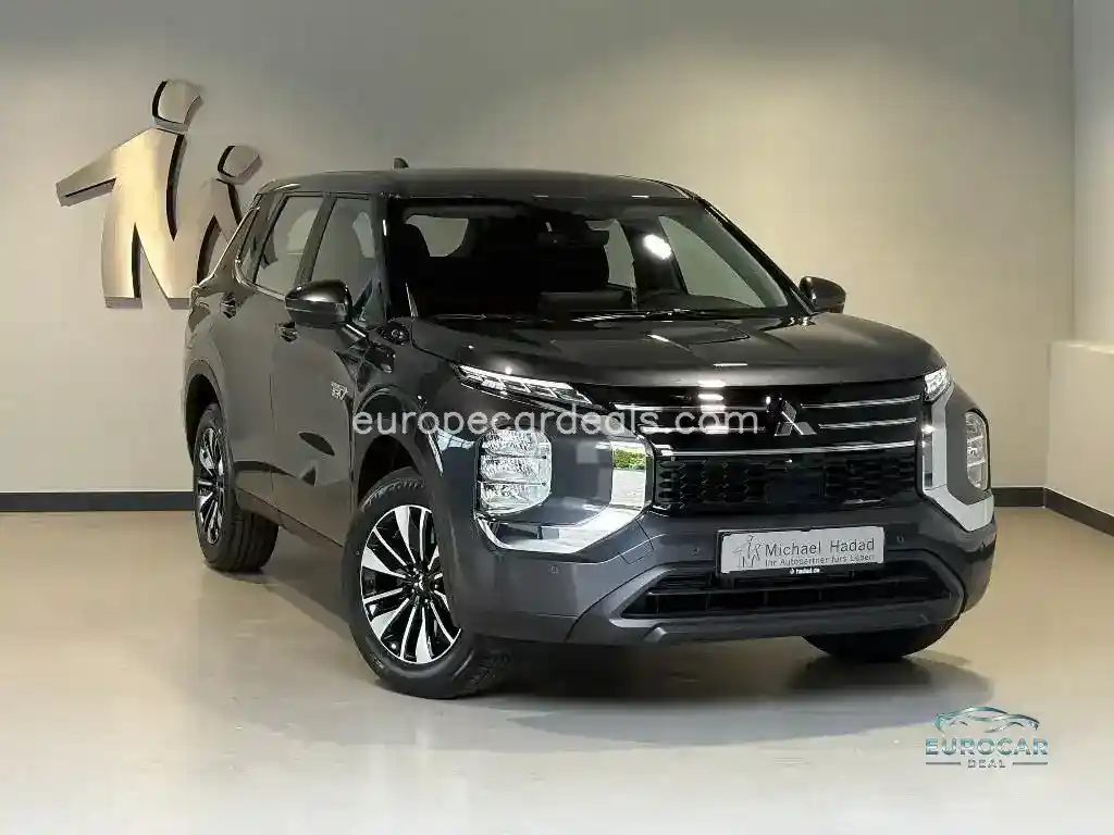 Mitsubishi Plug-in Hybrid Outlander