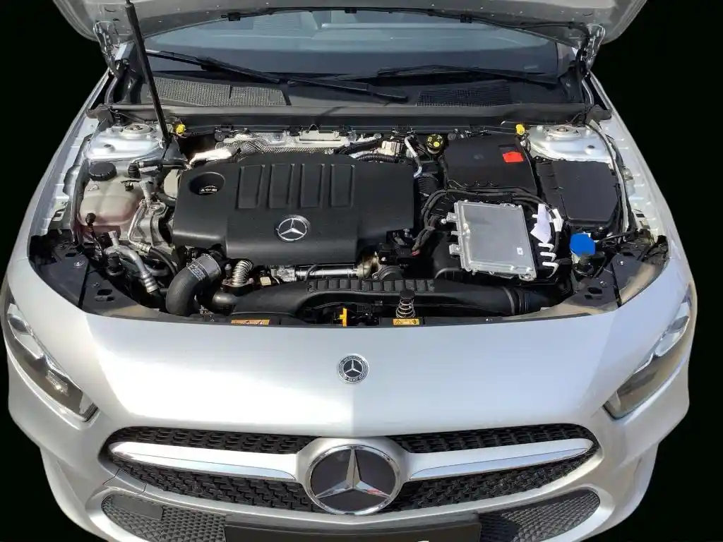 Mercedes-Benz A 220