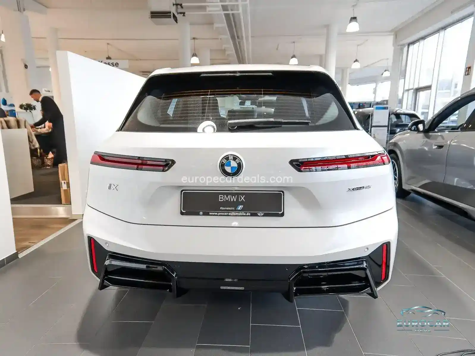 BMW iX