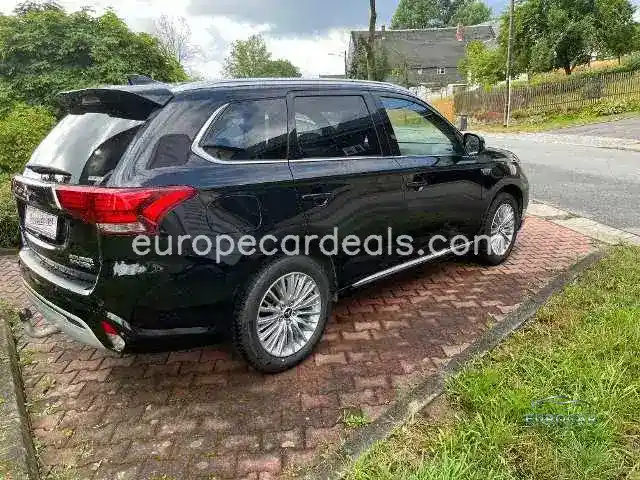 Mitsubishi Plug-in Hybrid Outlander