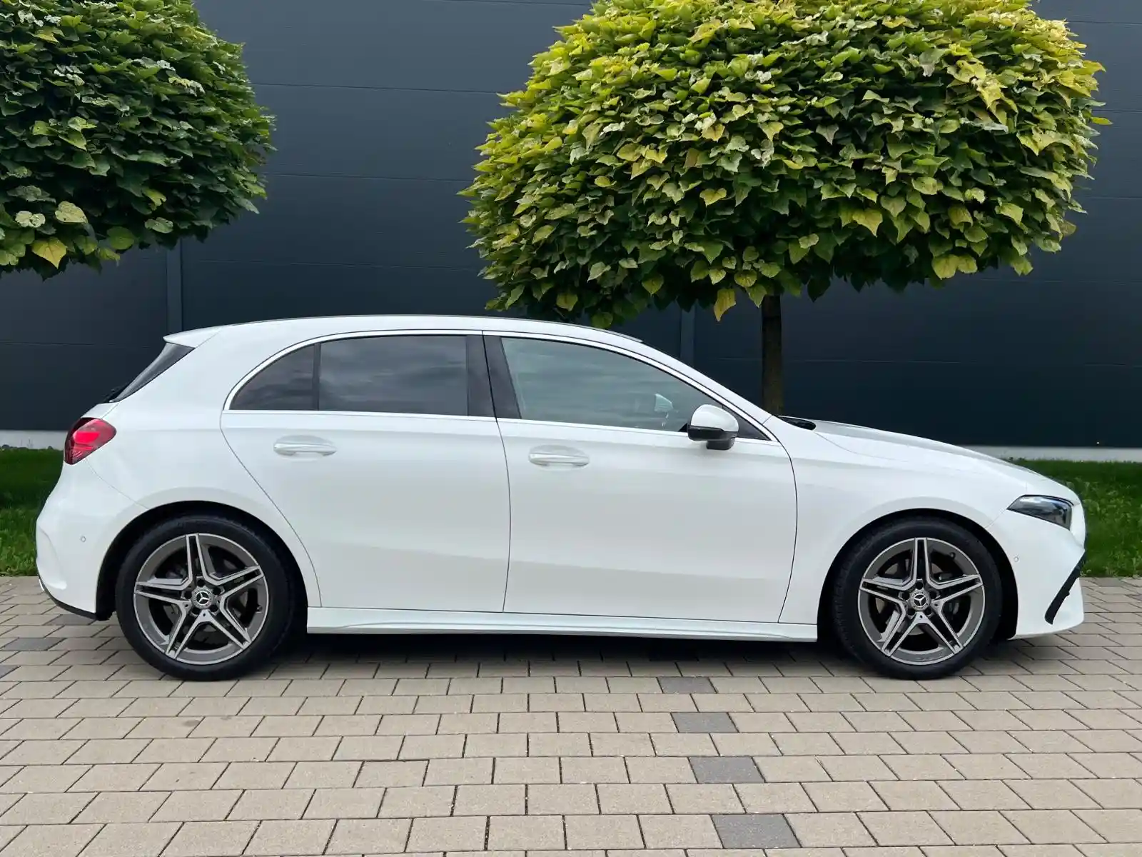 Mercedes-Benz A 200