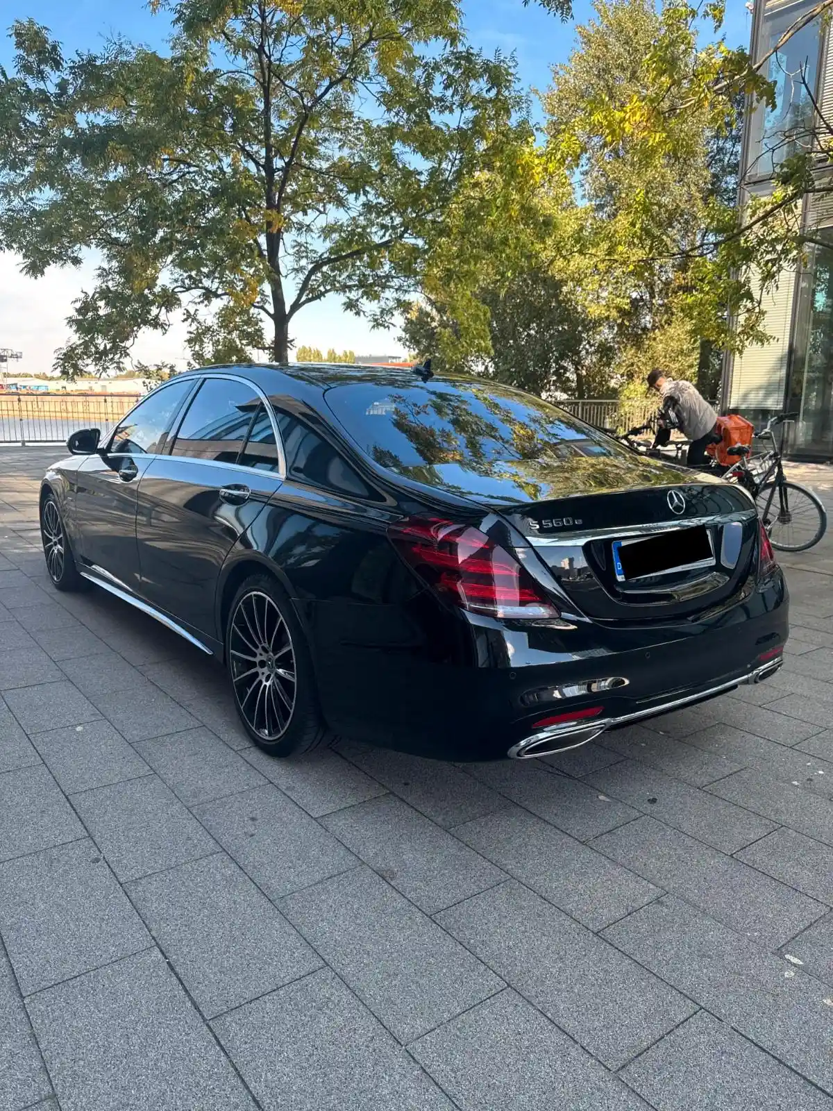 Mercedes-Benz S 560