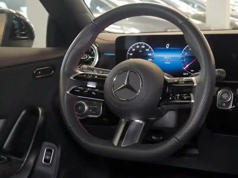Mercedes-Benz CLA 200 Shooting Brake