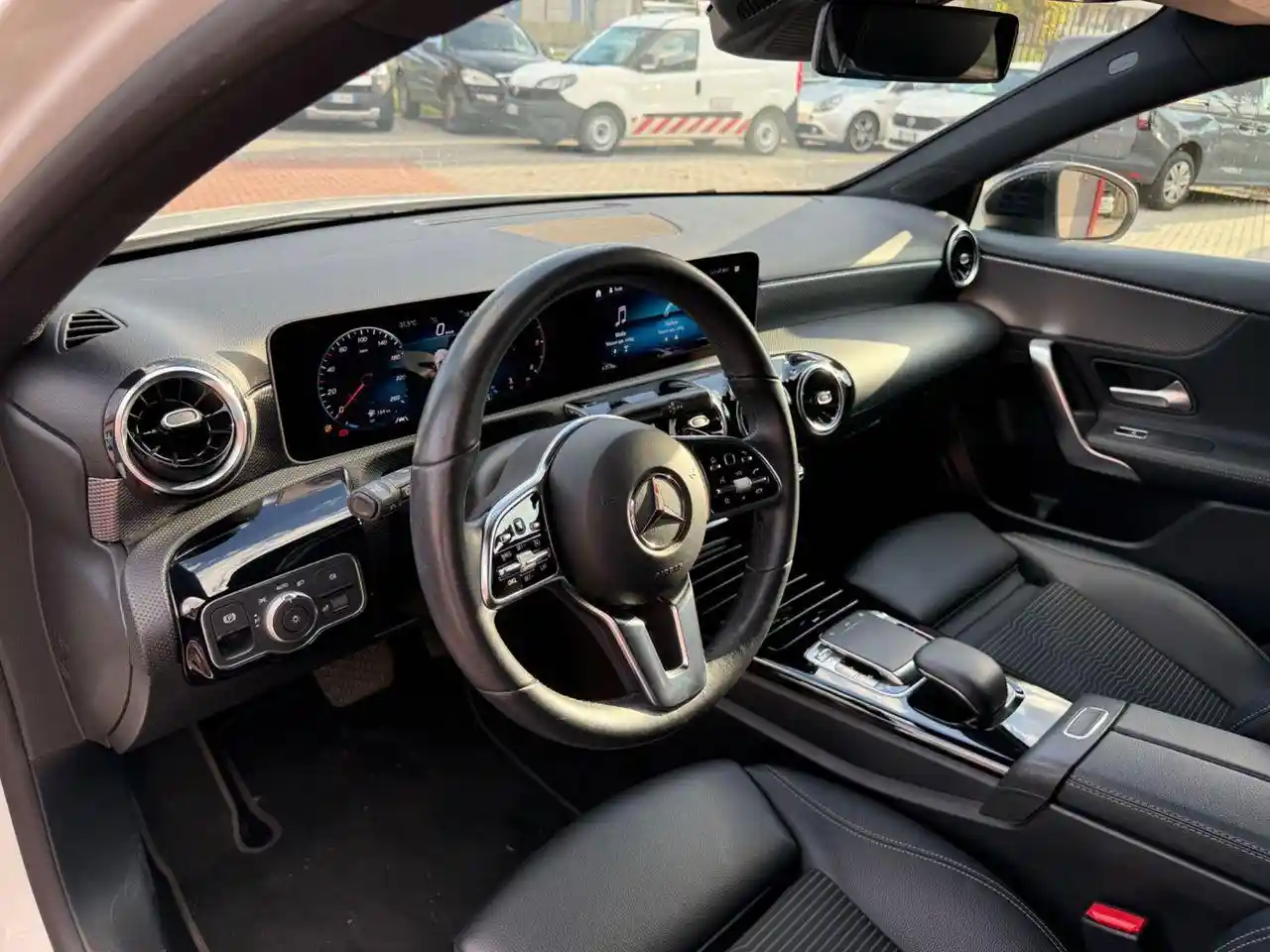 Mercedes-Benz A 180