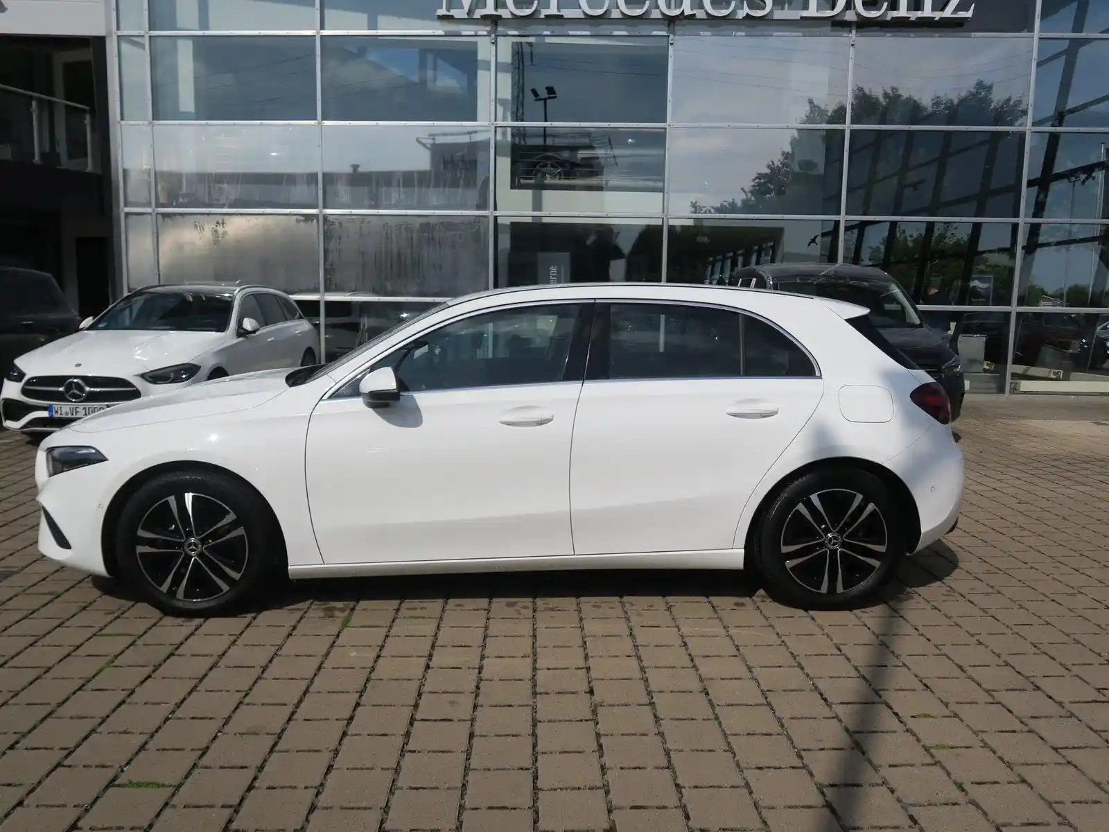 Mercedes-Benz A 180