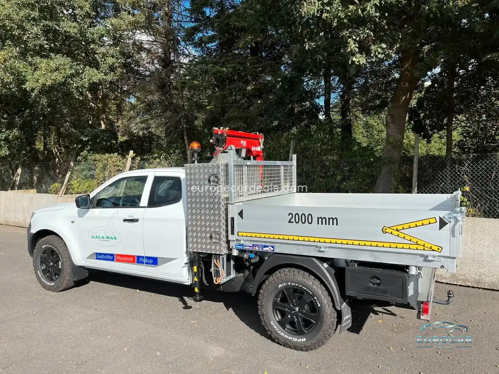 Space Cab L AT BIG-MAX L2 Kipper und Kran
