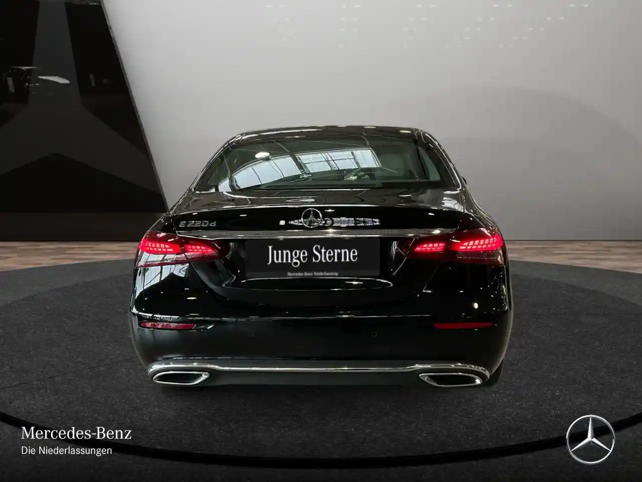 Mercedes-Benz E 220