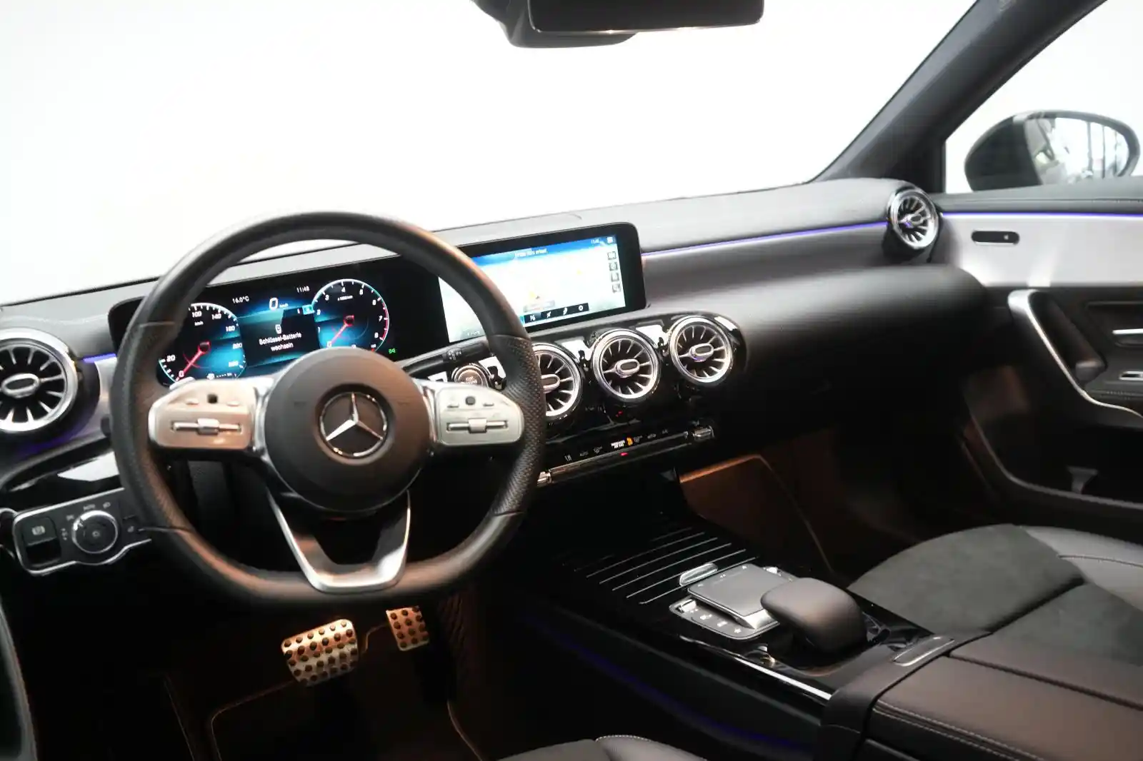 Mercedes-Benz A 220